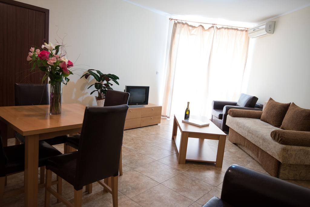 Complex Apolon Apartment Nesebar Luaran gambar